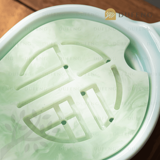 Wu Lou Jade Tea Set